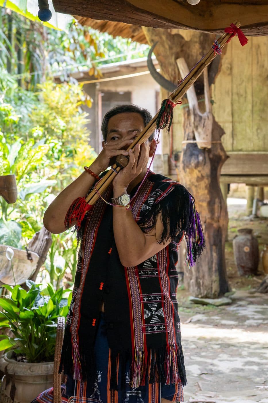 Lửa trại và văn nghệ địa phương photo 2