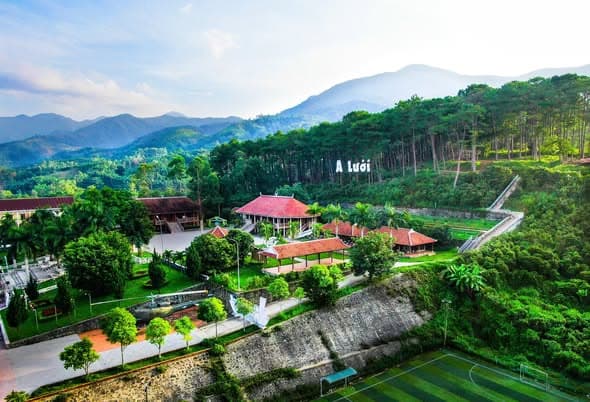 Quảng trường Cội Nguồn A Lưới